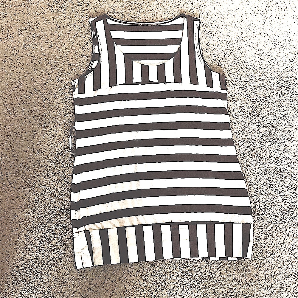 Wide strip tunic top